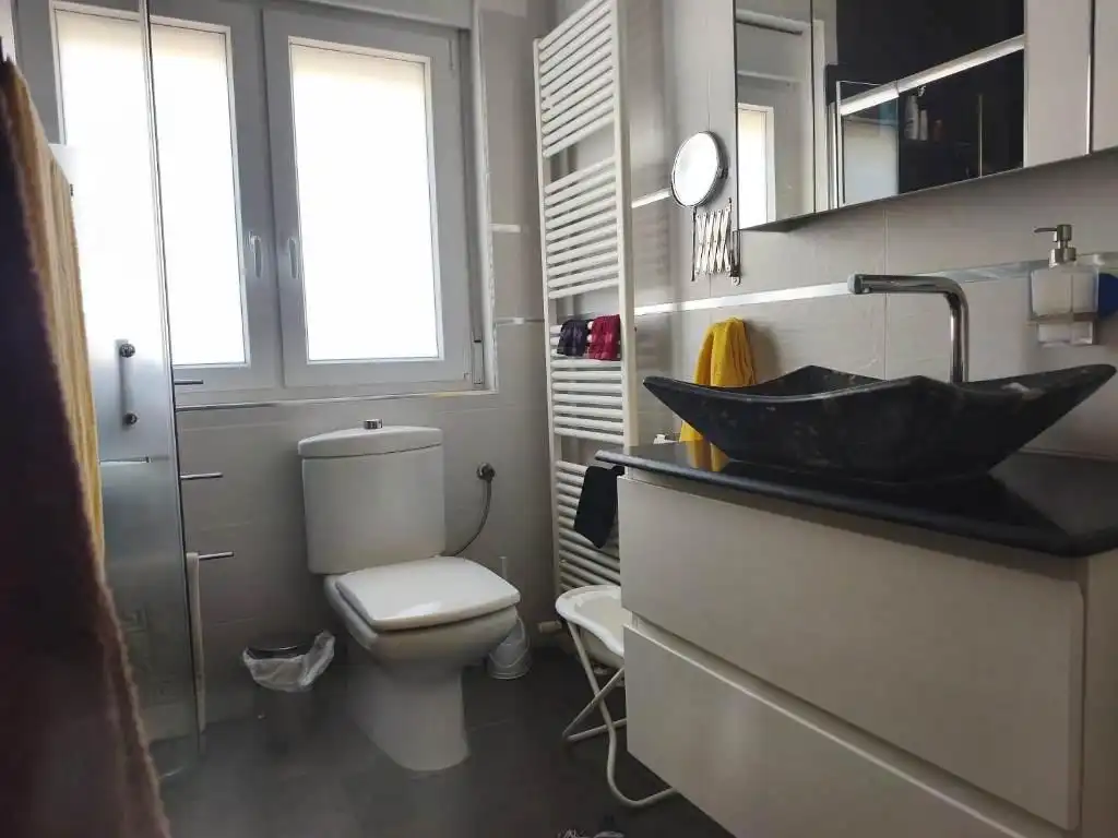 Badezimmer von Haus oder Chalet zum Verkauf in Cartagena mit Klimaanlage, Heizung und Privatgarten