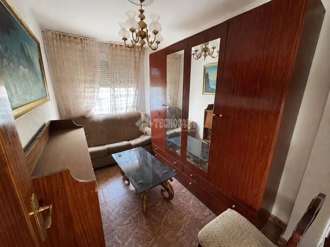 Bedroom of Flat for sale in Aranjuez  with Air Conditioner and Storage room