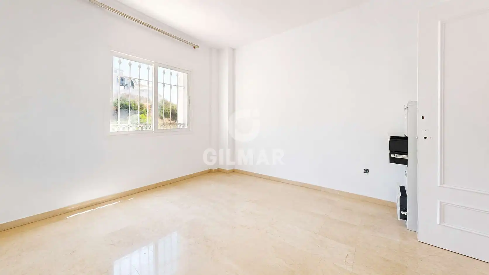 Habitación de Casa o chalet en venta en Benalmádena con Jardín privado y Piscina