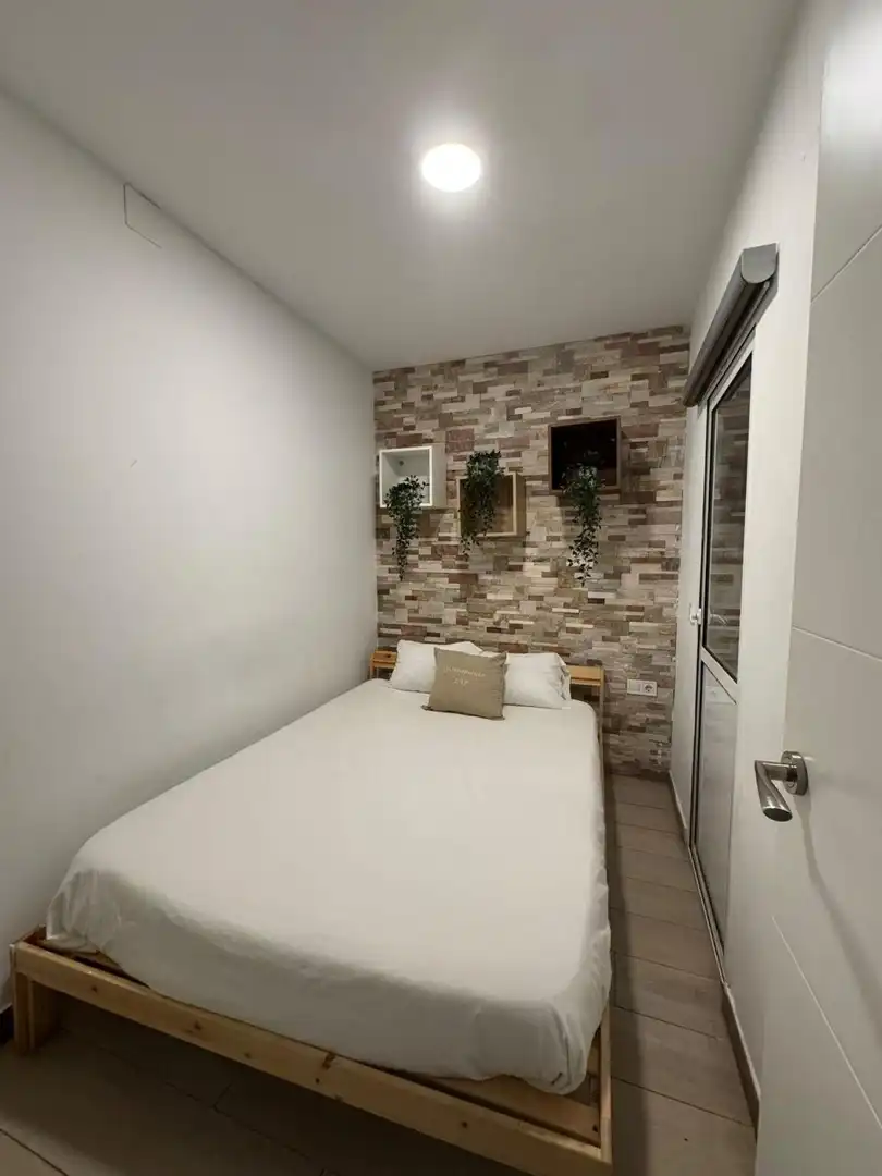 Habitación de Edificio en venta en Benidorm
