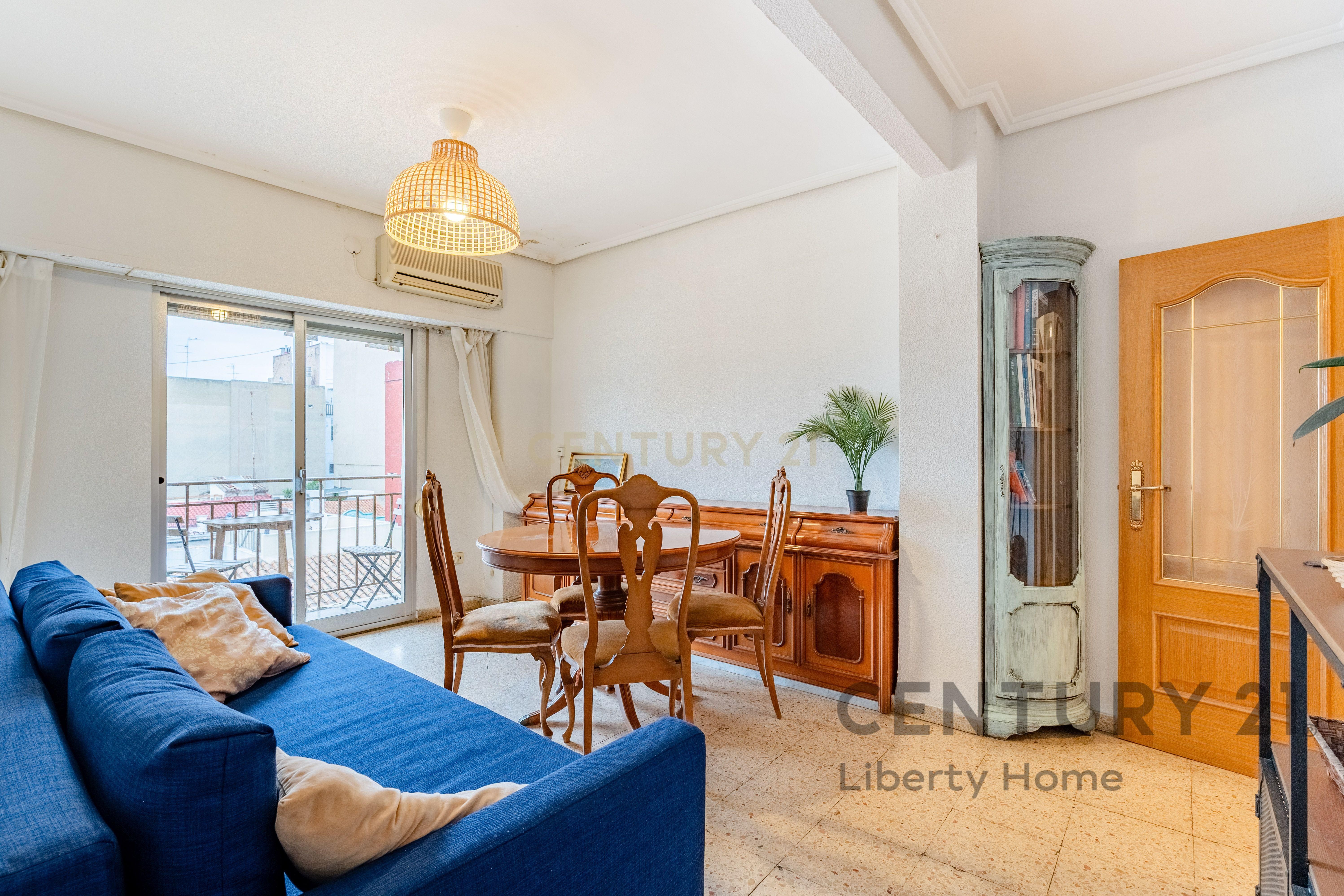 Außenansicht von Wohnungen zur Miete in  Valencia Capital mit Klimaanlage