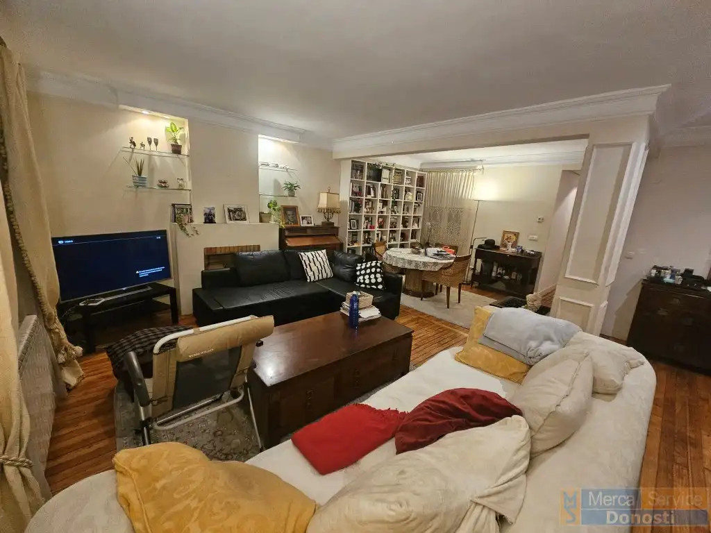 Sala d'estar de Pis en venda en Irun 