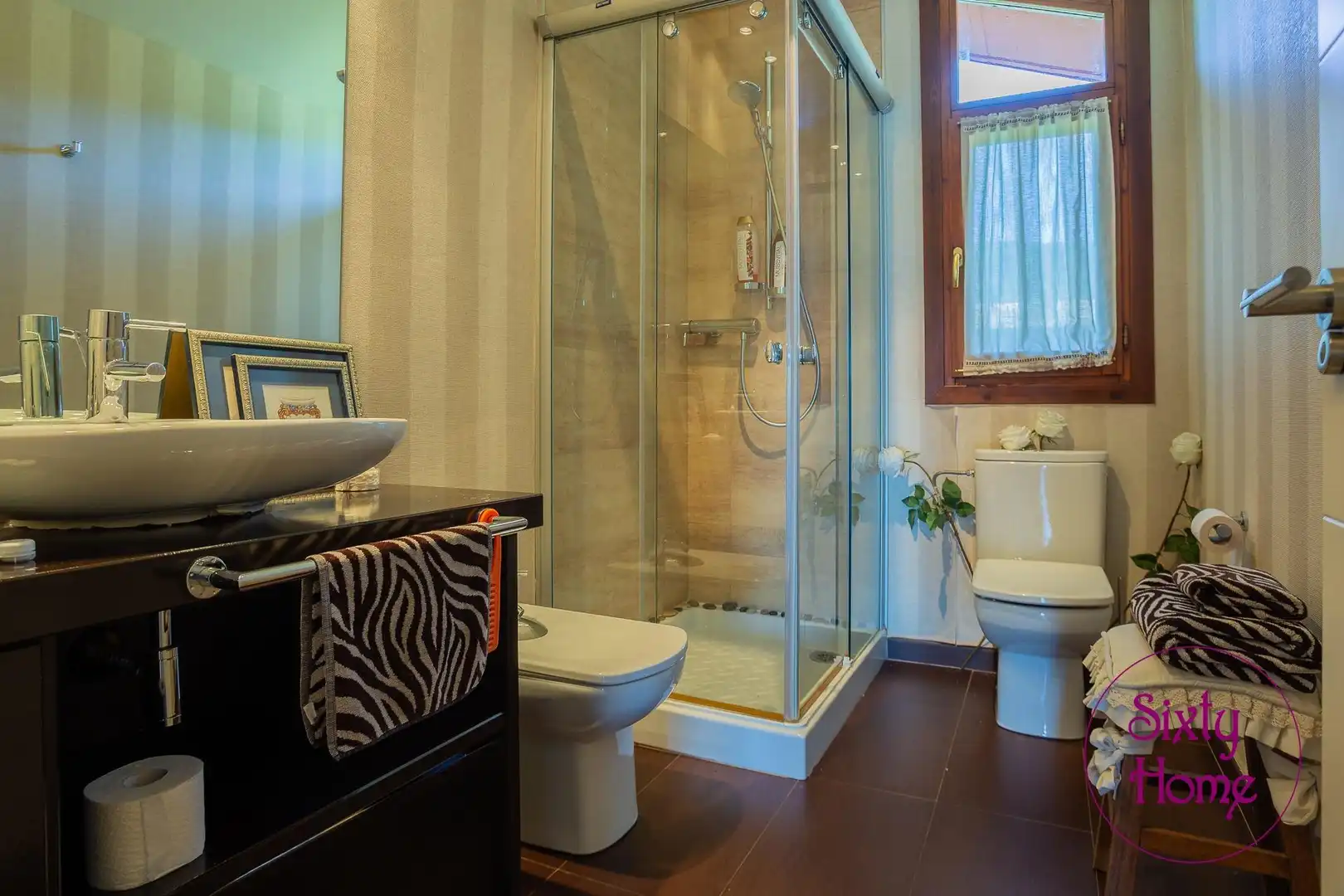 Baño de Casa o chalet en venta en Jaca con Calefacción, Jardín privado y Parquet