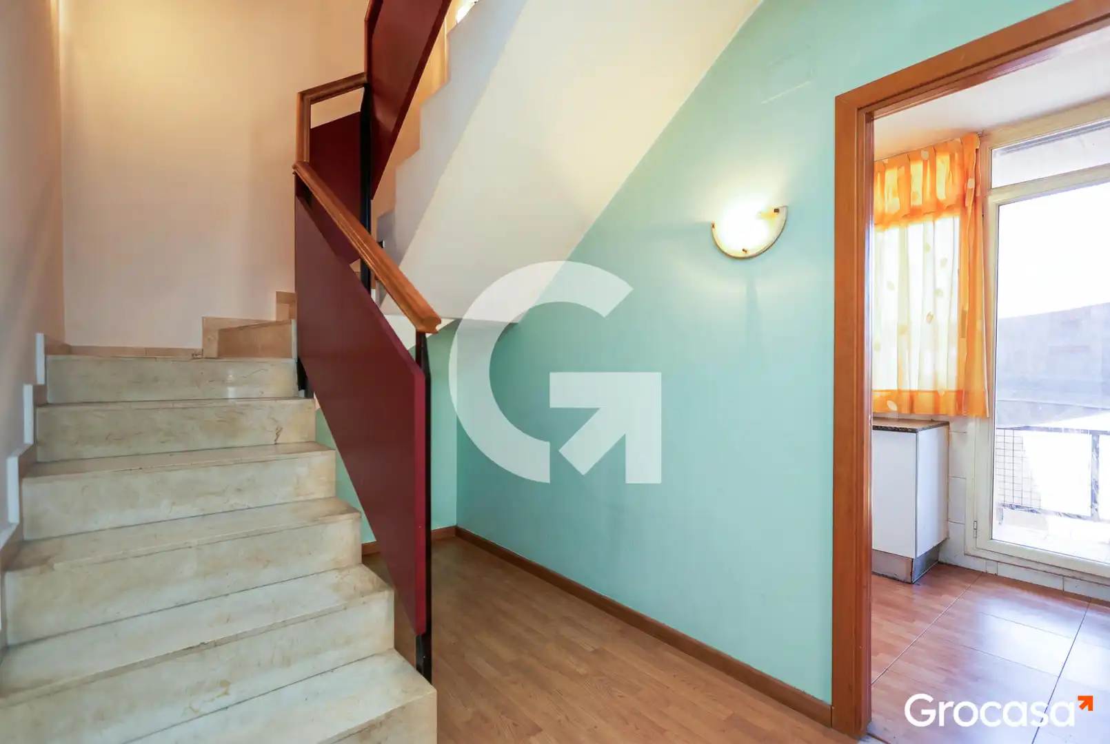 Maisonette zum Verkauf in Gavà mit Klimaanlage, Möbliert und Ofen