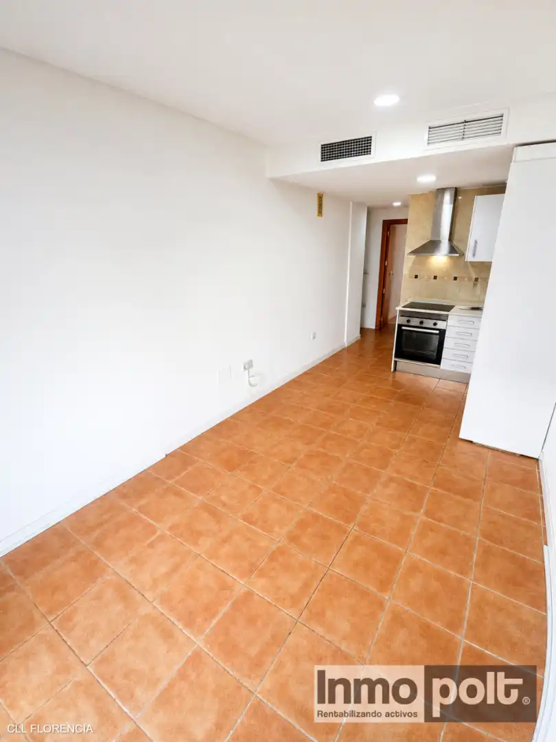Küche von Wohnung zur Miete in Murcia mit Ofen