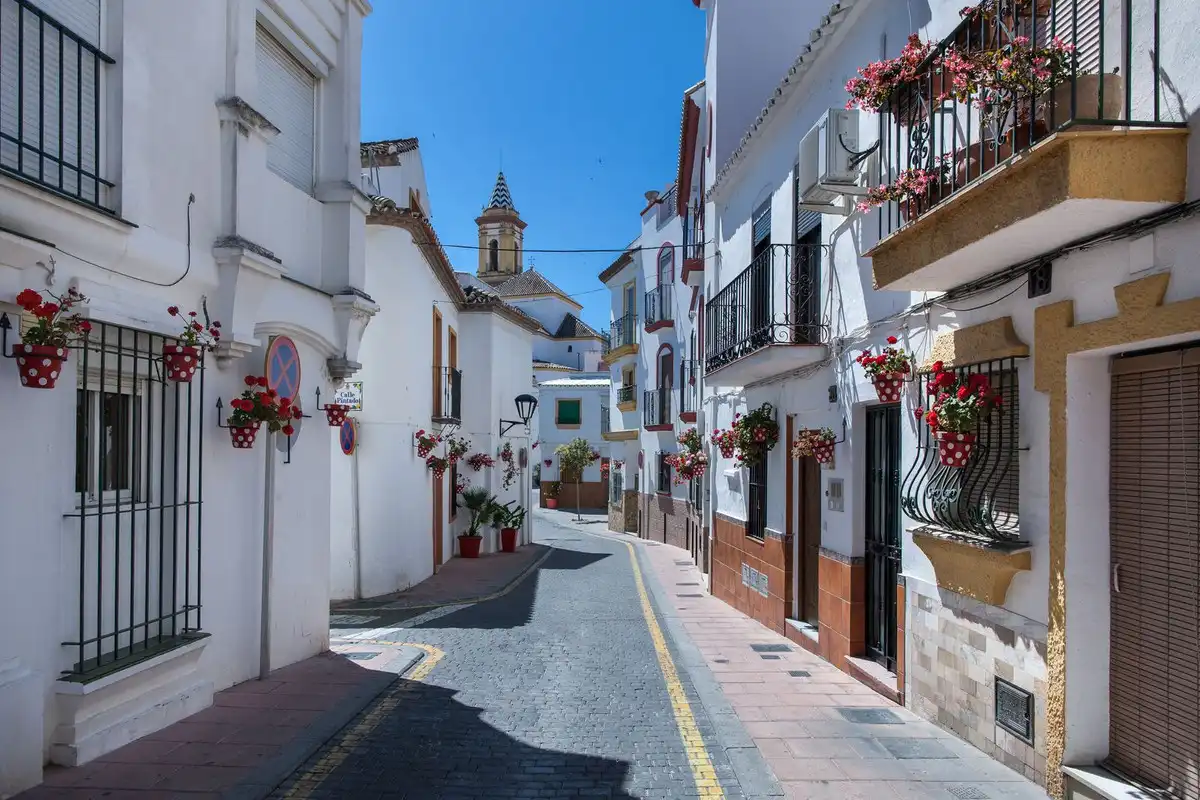 Vista exterior de Apartament en venda en Marbella amb Aire condicionat, Terrassa i Internet