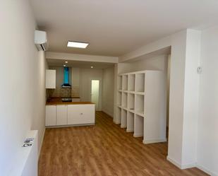 Planta baja to rent in Vilanova i la Geltrú  with Air Conditioner, Heating and Parquet flooring