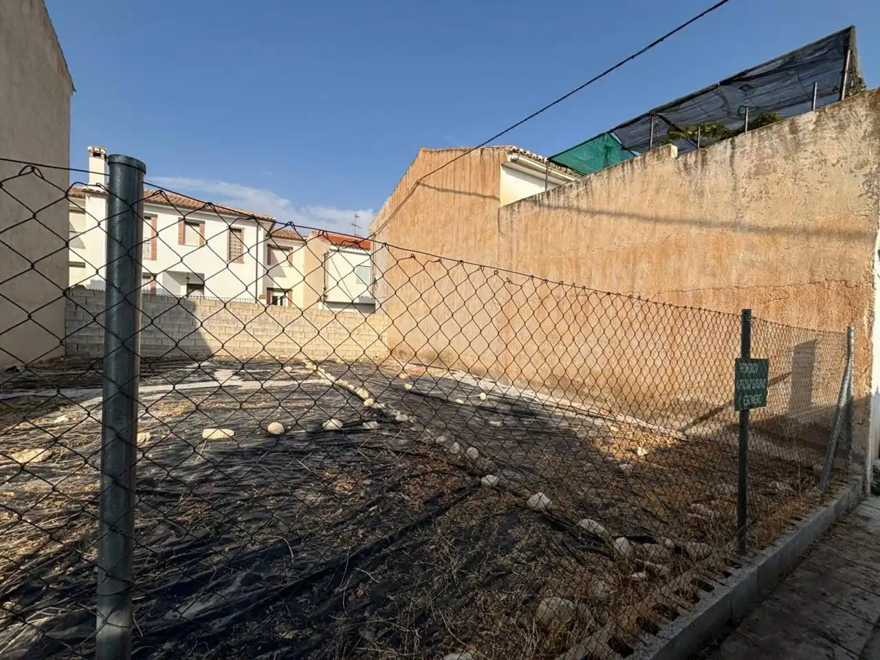 Terreno industrial en venta en Baza