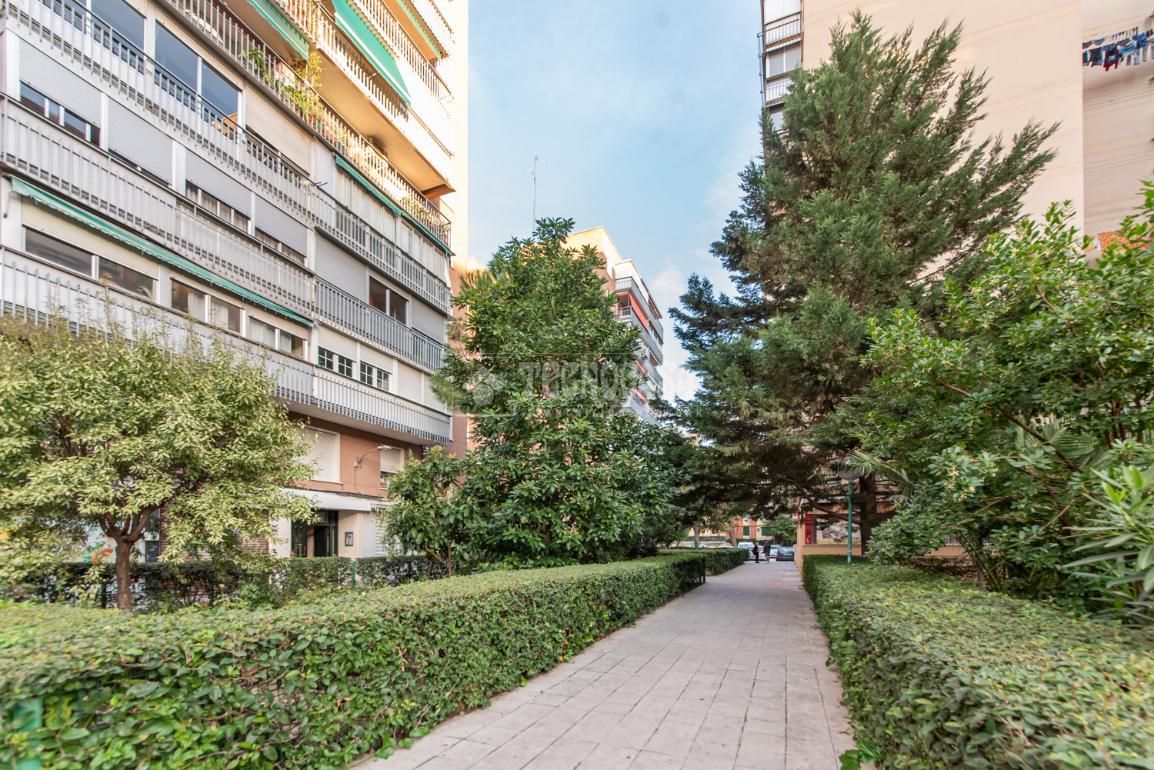 Pis en venda a Tres Olivos - Valverde