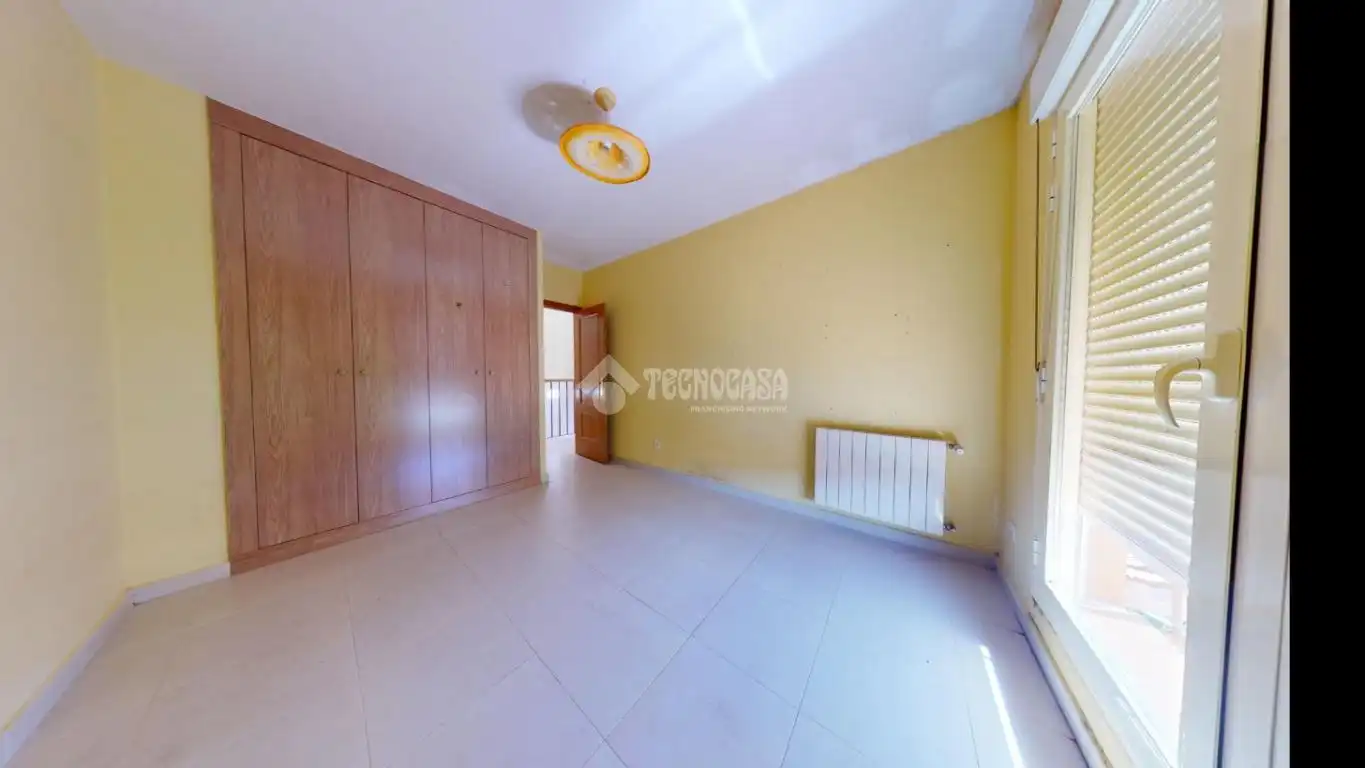 Bedroom of Detached homes for sale in Yebes  with Heating, Private garden and Terrace