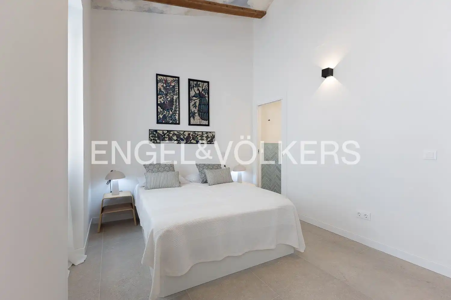 Schlafzimmer von Wohnung zur Miete in Valencia mit Klimaanlage, Heizung und Möbliert