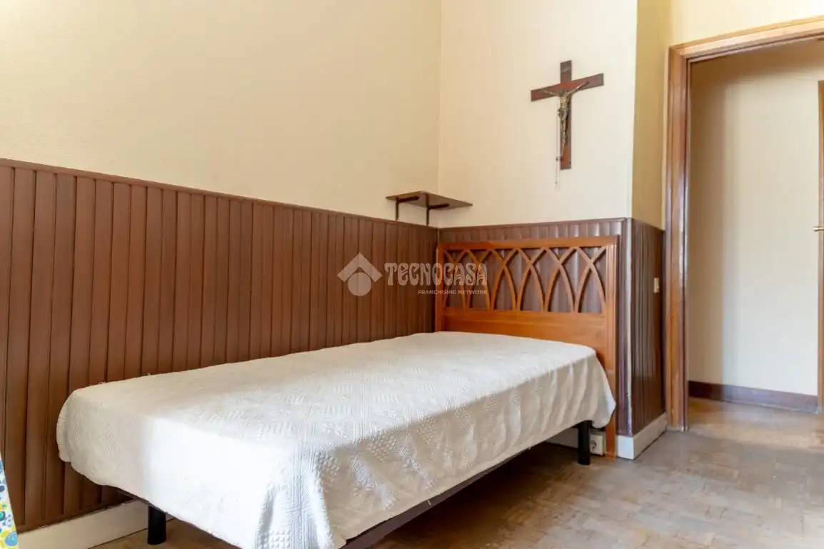 Habitación de Piso en venta en Madrid con Calefacción y Terraza
