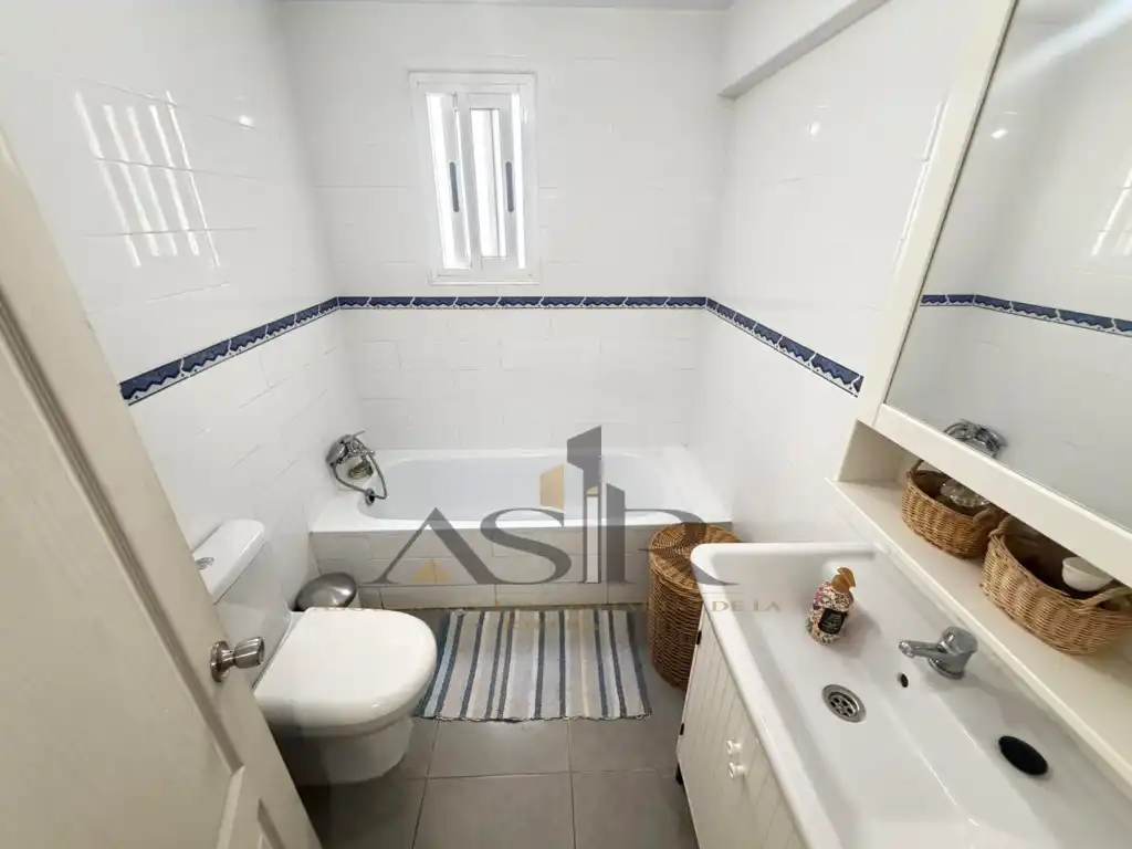 Appartamento con terrazza in affitto a Calle Cristobal Monterde, imagen 16