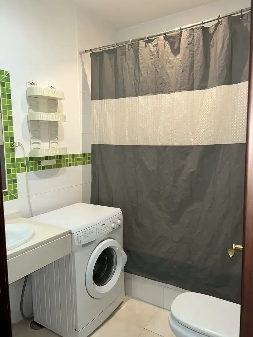 Baño de Piso en venta en Moguer con Balcón