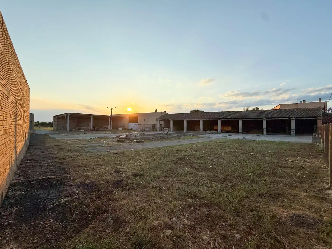 Vista exterior de Finca rústica en venda en Riumors amb Jardí privat i Balcó
