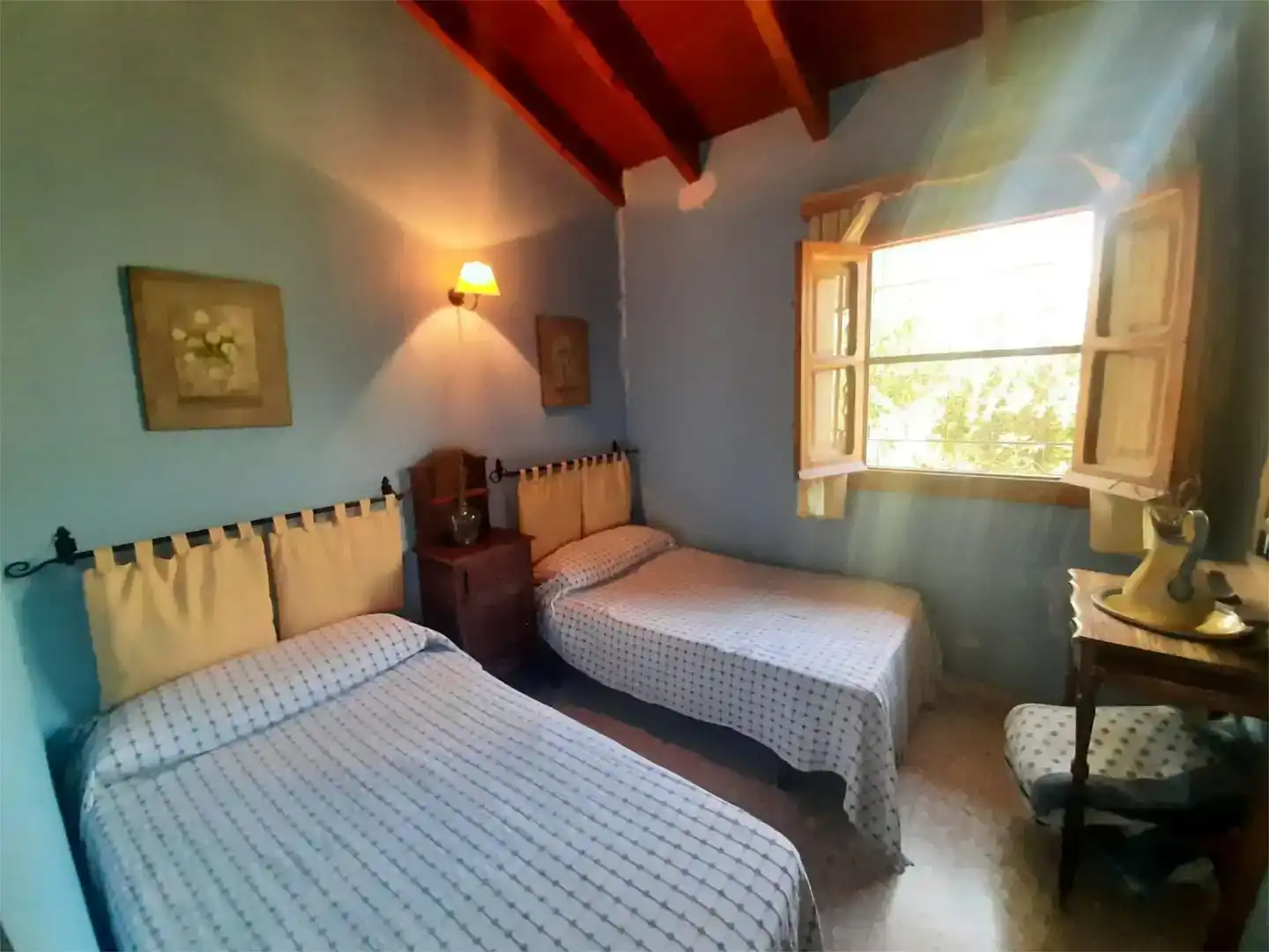 Dormitori de Casa o xalet en venda en Quesada amb Jardí privat, Piscina i Moblat