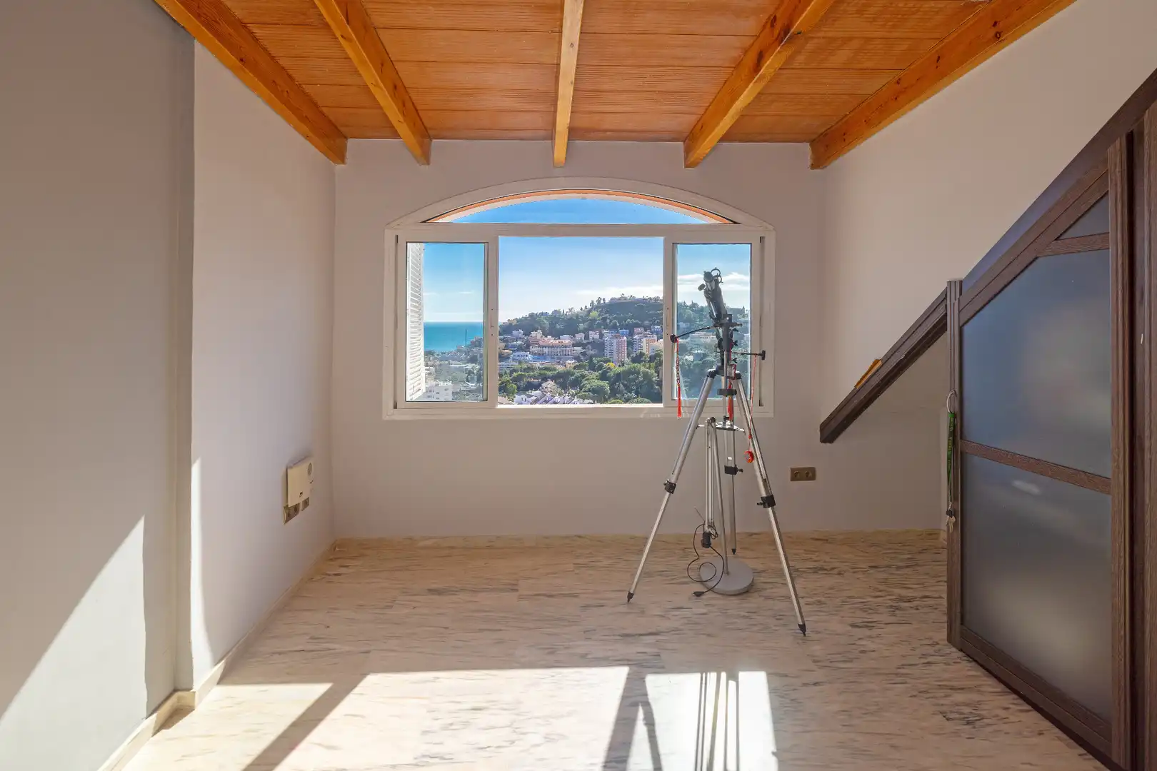 Dormitori de Casa adosada en venda en Málaga amb Aire condicionat, Calefacció i Jardí privat
