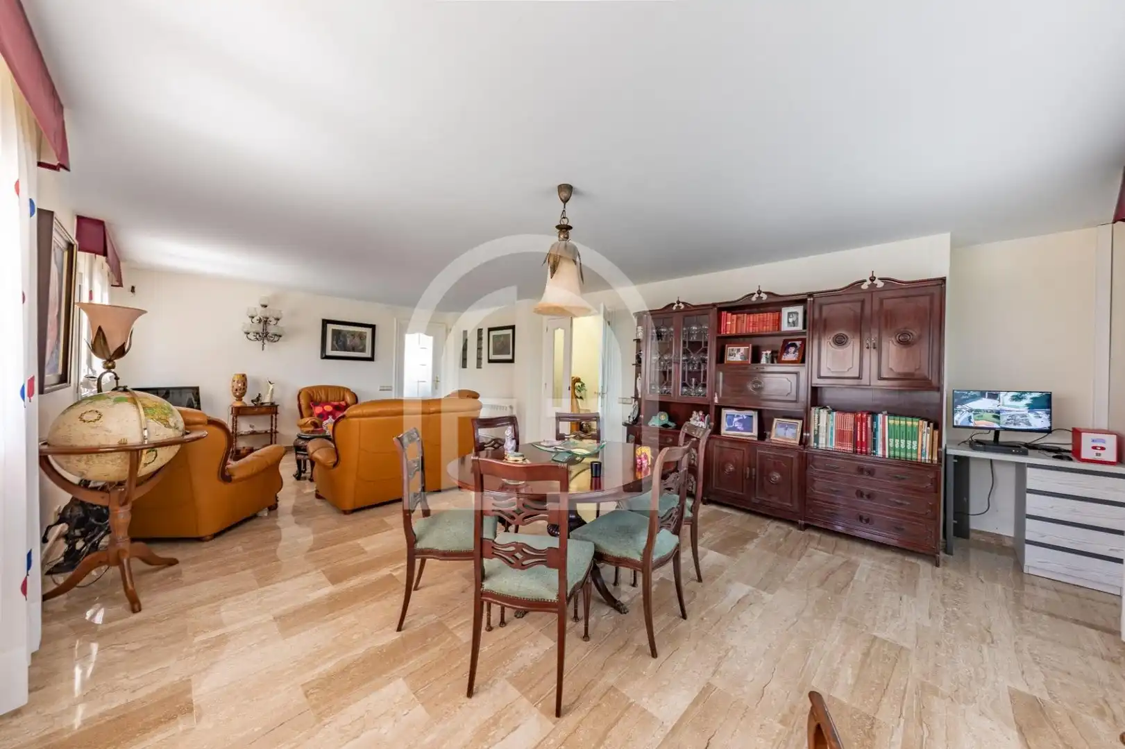 Comedor de Casa o chalet en venta en Badalona con Calefacción, Jardín privado y Terraza