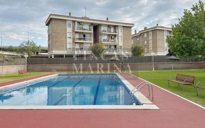 Swimming pool of Single-family semi-detached for sale in Gavà  with Air Conditioner, Heating and Private garden