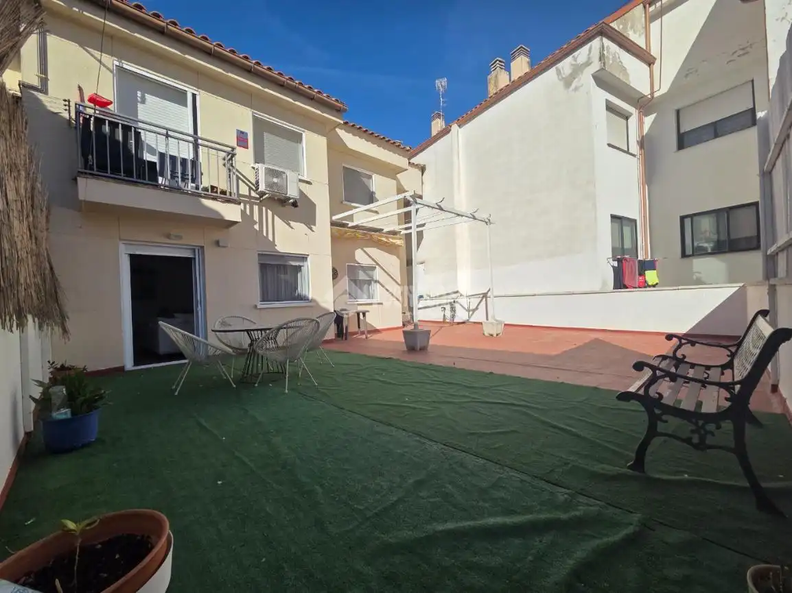 Piso en venta en Velilla de San Antonio