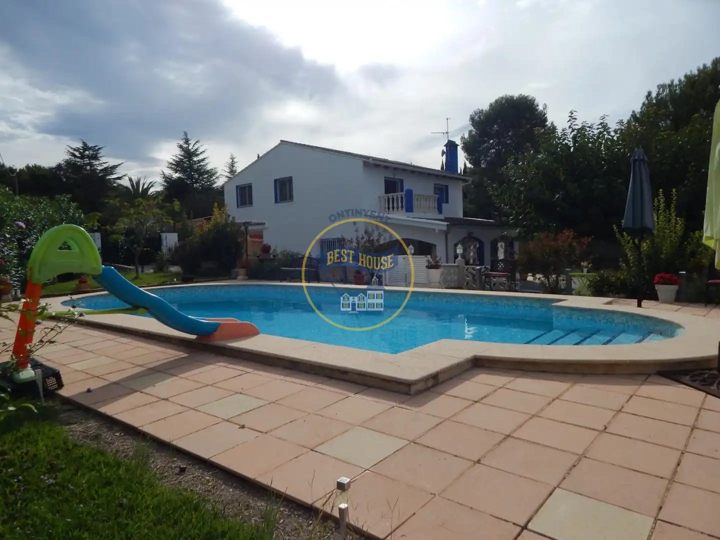 Piscina de Casa o xalet en venda en Ontinyent amb Calefacció, Jardí privat i Terrassa