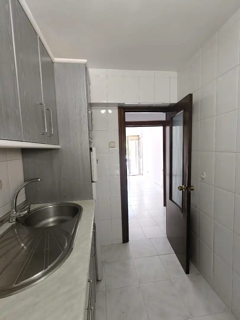 Cuina de Dúplex en venda en Madrid amb Calefacció, Moblat i Balcó