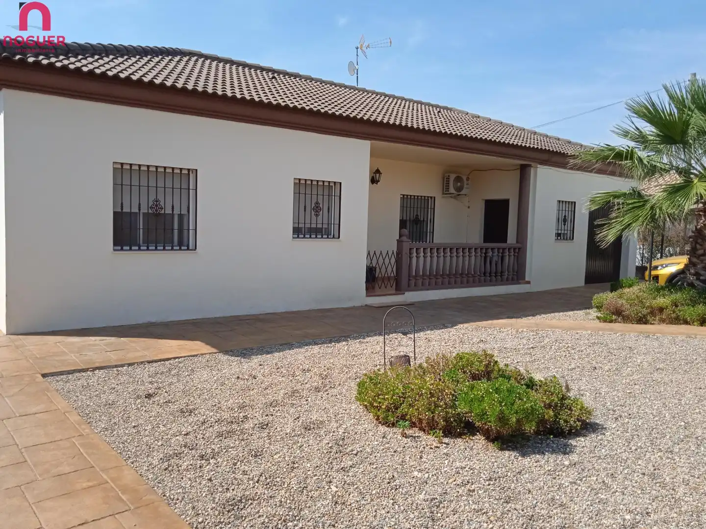 Villa mit Pool zum Verkauf in La Carlota, imagen 3