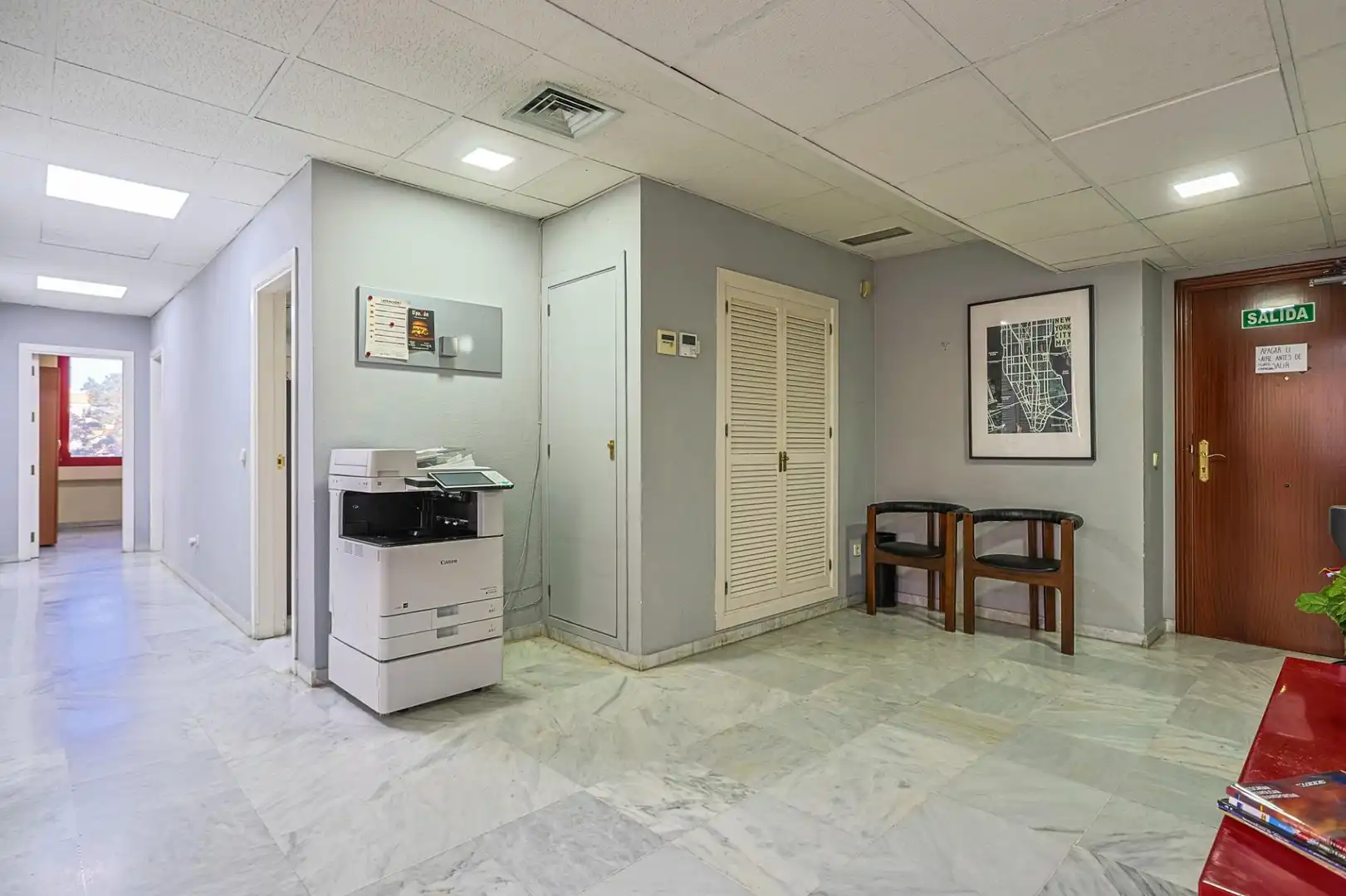 Office for sale in Sevilla