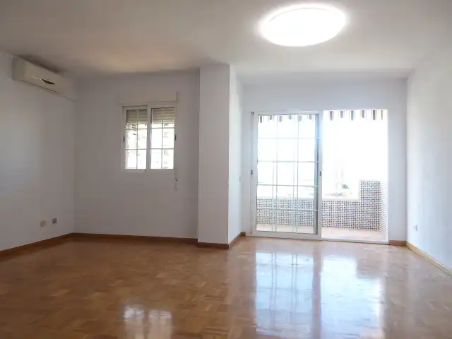 Piso de alquiler en Málaga con Aire acondicionado, Terraza y Horno