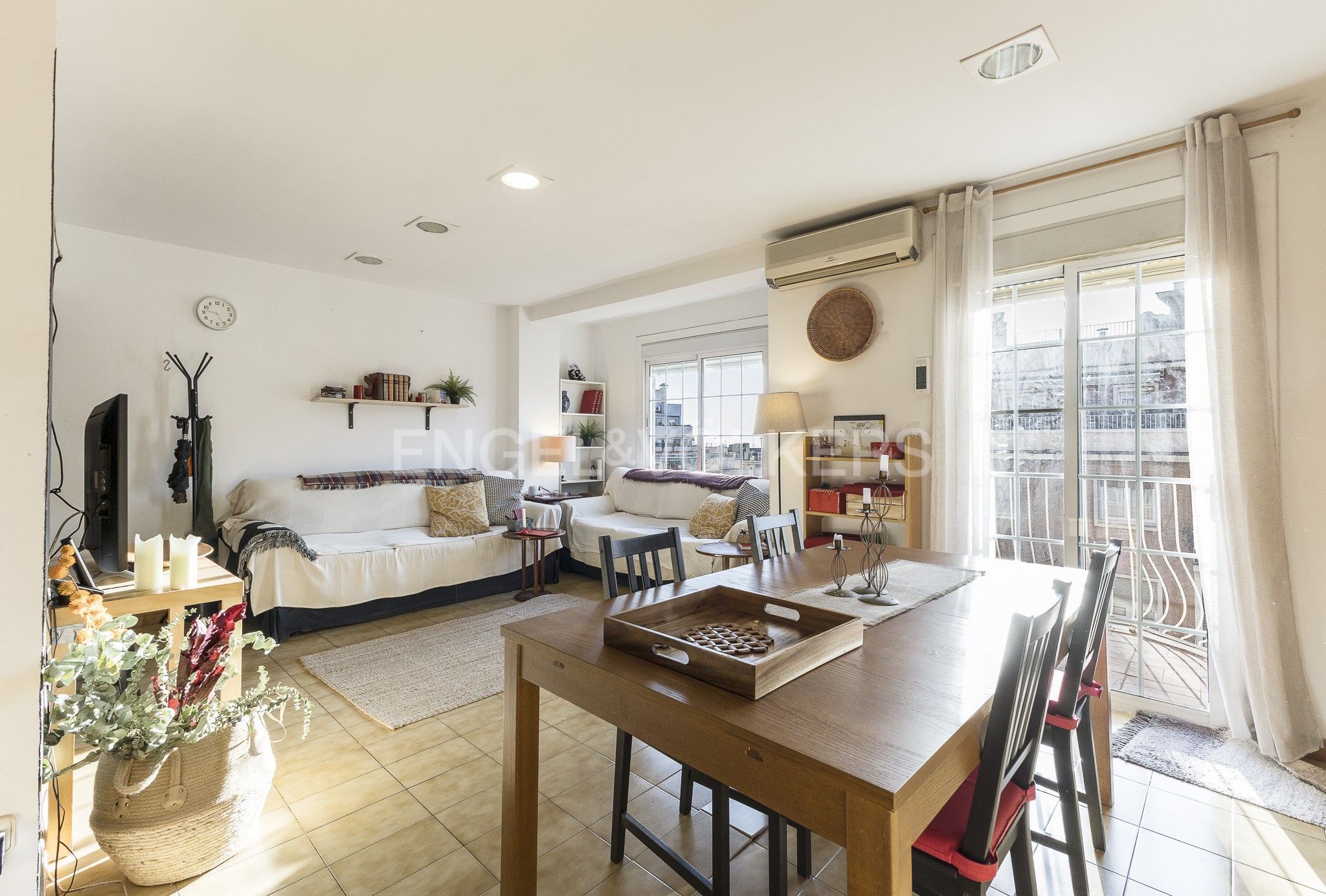 Dormitori de Apartament en venda en  Barcelona Capital amb Aire condicionat, Calefacció i Balcó