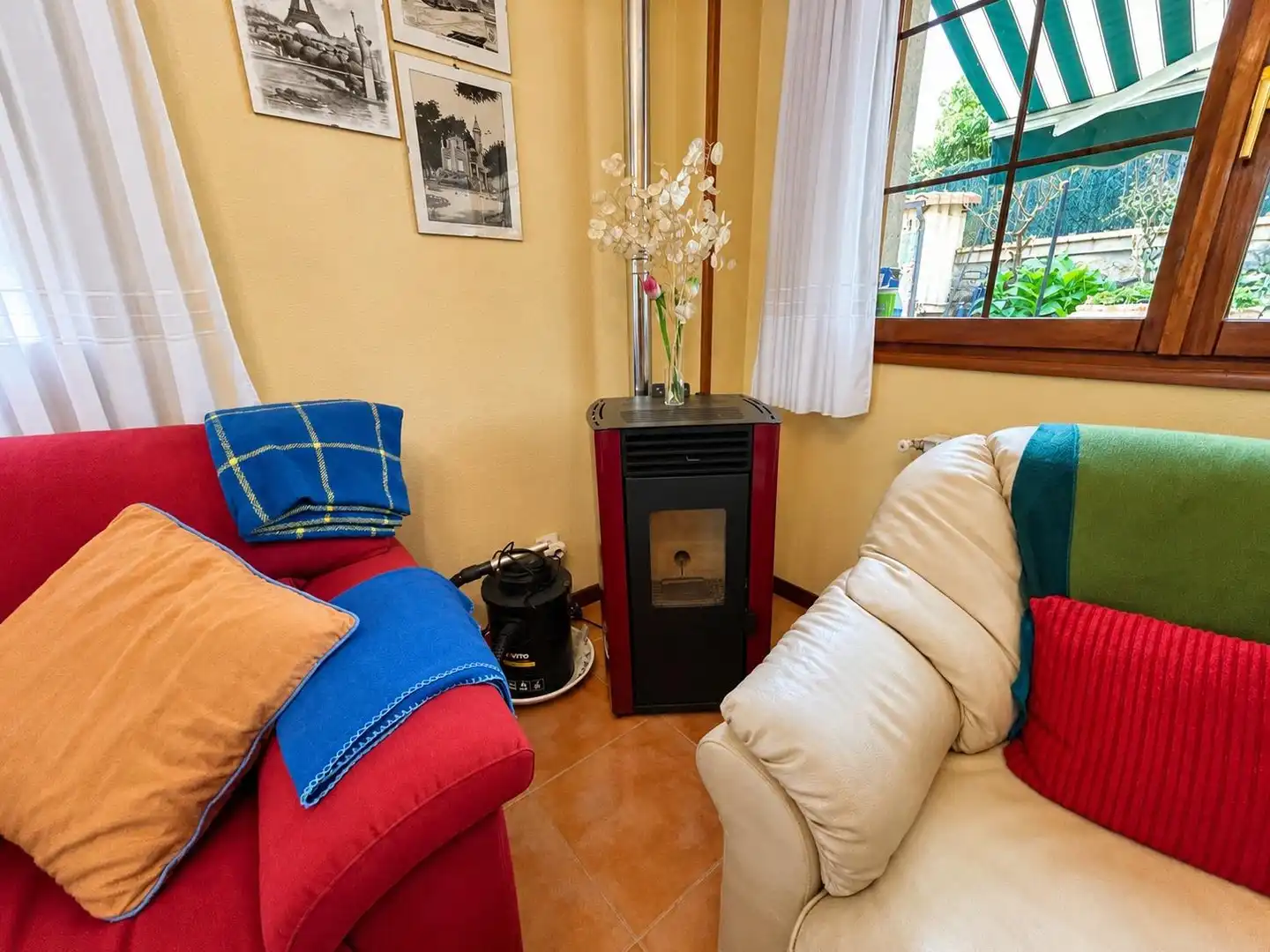 Living room of Houses for sale in Argoños   with Heating, Private garden and Community pool