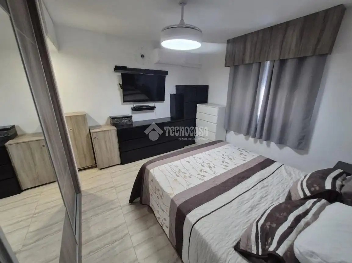Dormitori de Pis en venda en Málaga amb Aire condicionat, Calefacció i Terrassa