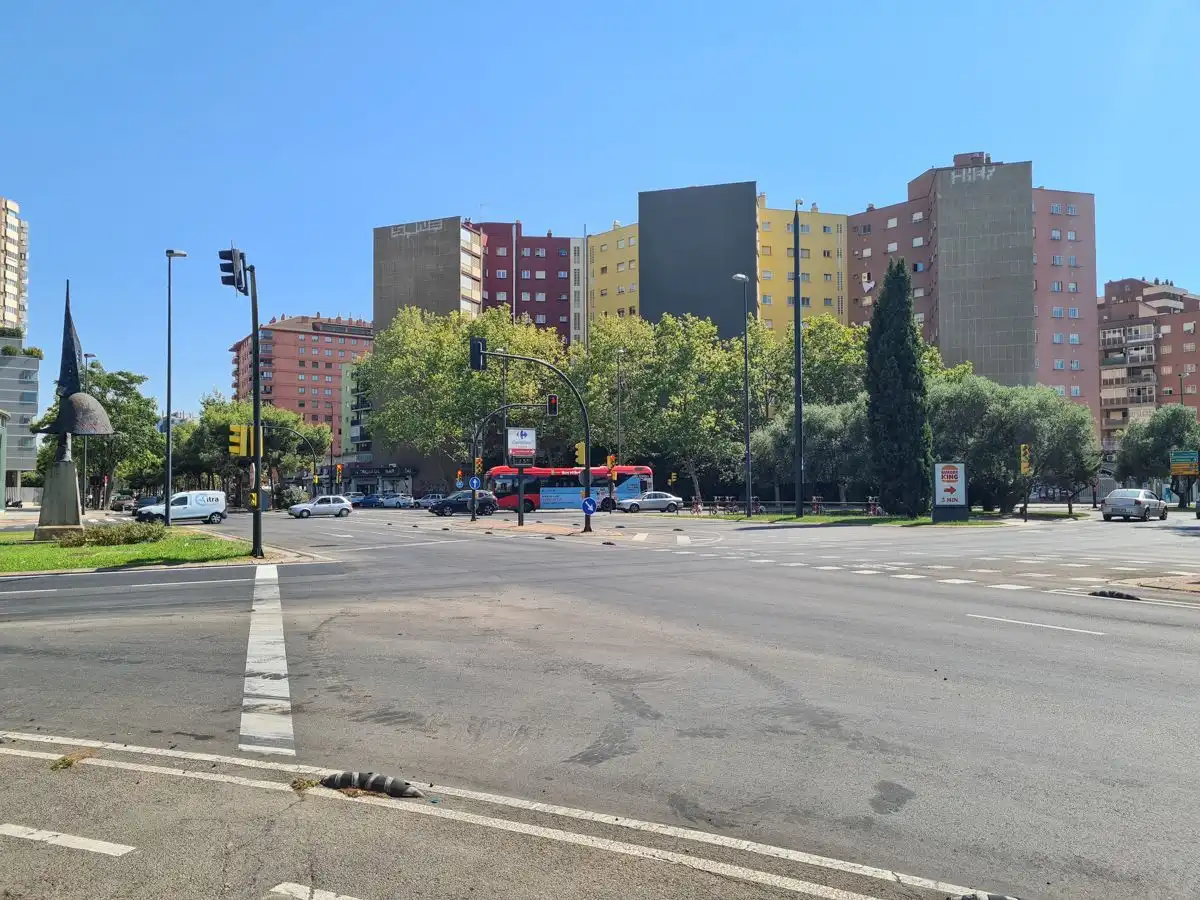 Exterior view of Garage for sale in Zaragoza