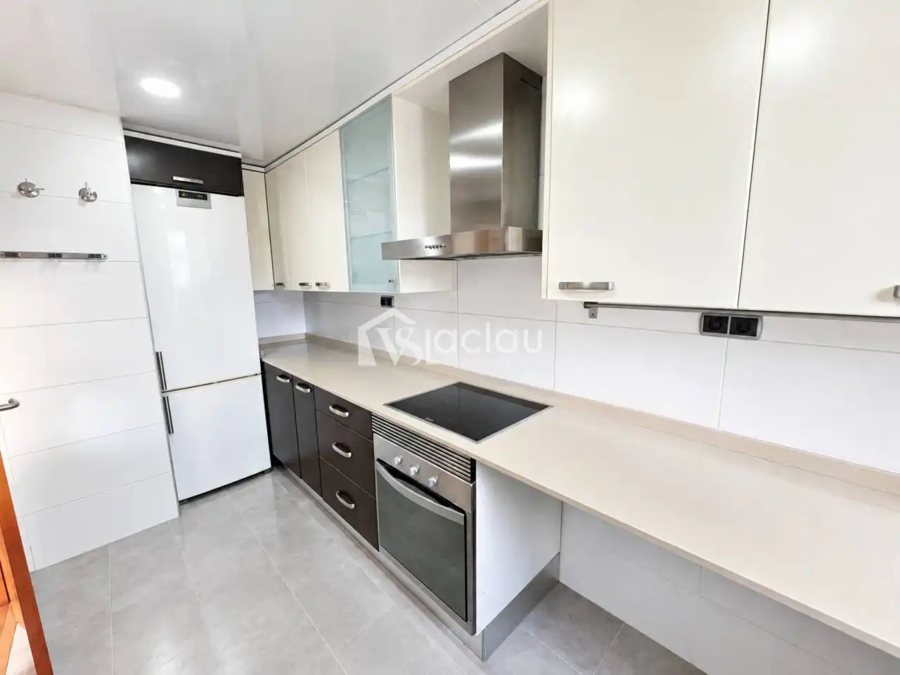 Cocina de Dúplex en venta en Olesa de Montserrat, Barcelona