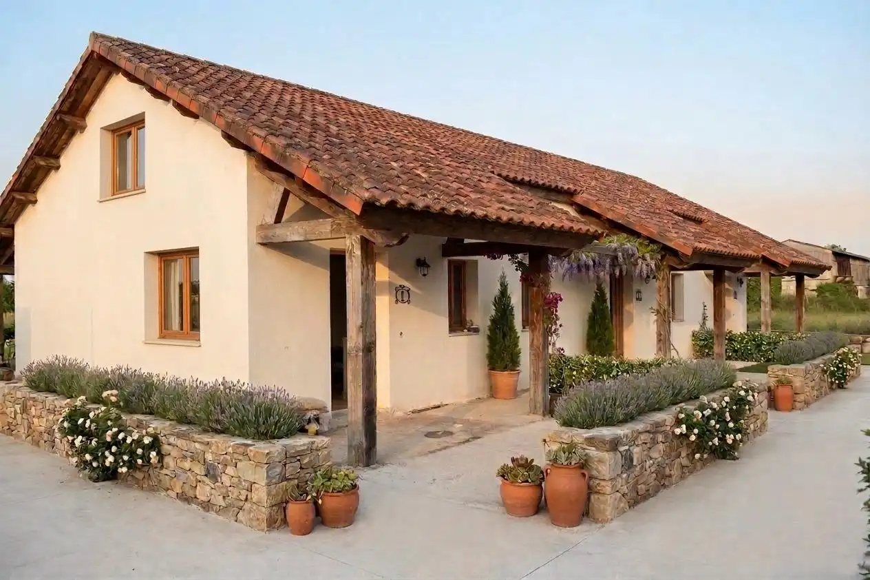 Außenansicht von Country house zum Verkauf in Parres mit Heizung und Privatgarten