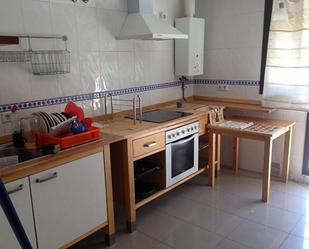 Cuina de Pis de lloguer en Mairena del Aljarafe amb Aire condicionat, Calefacció i Terrassa
