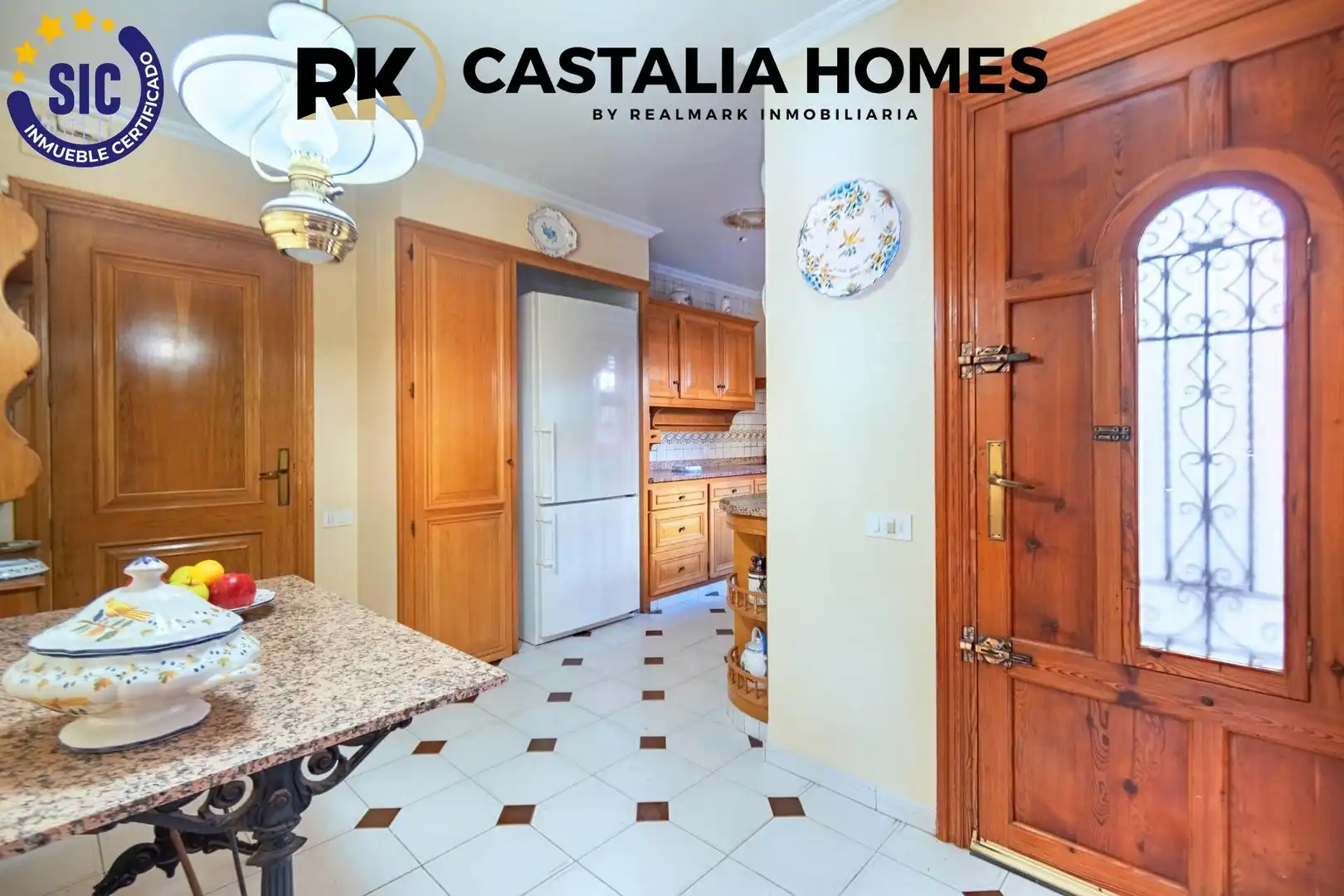 Casa o chalet en venta en Castellón de la Plana / Castelló de la Plana con Calefacción, Jardín privado y Parquet