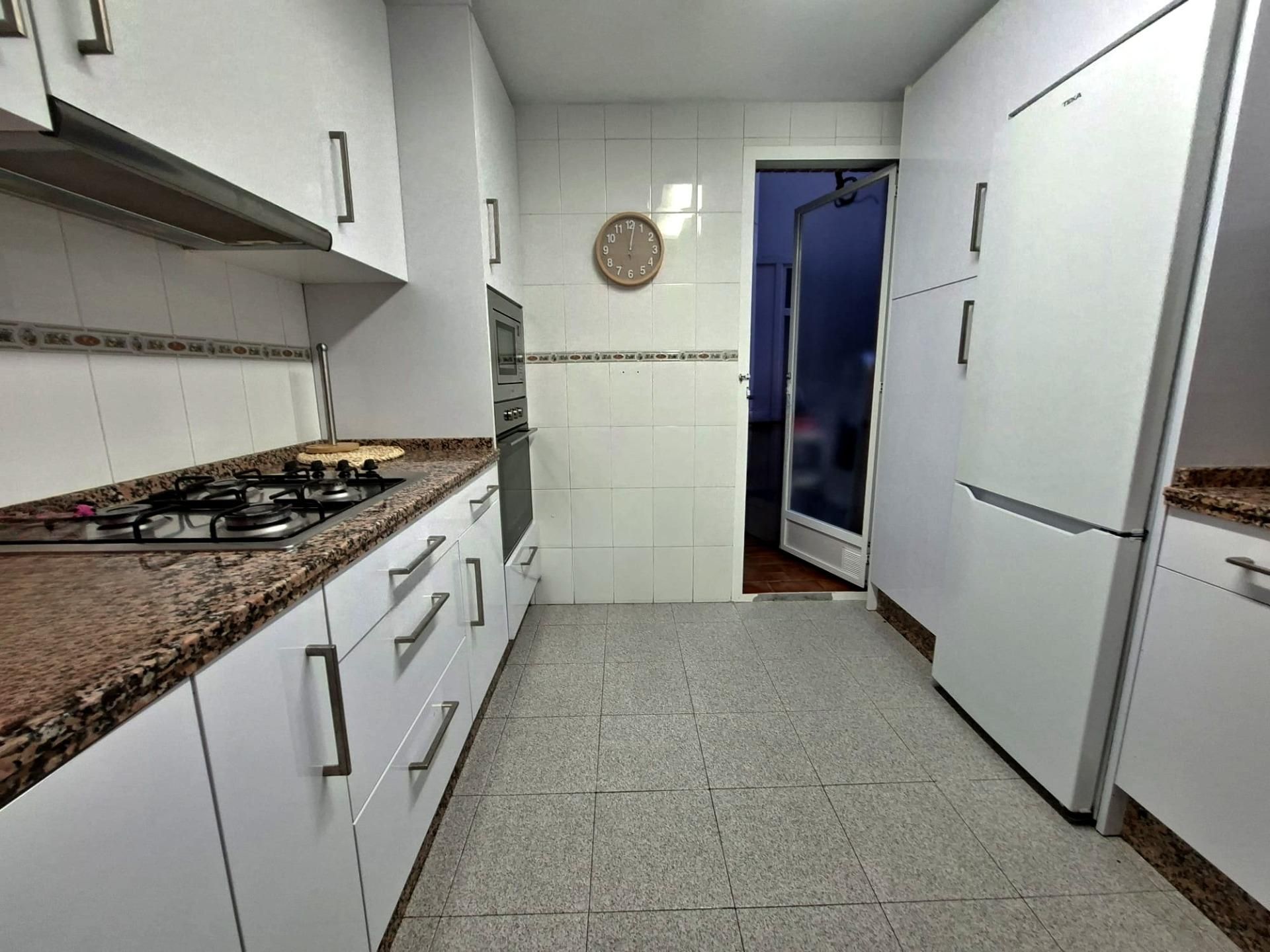 Flat for sale in Maria Auxiliadora - Barriada de Llera