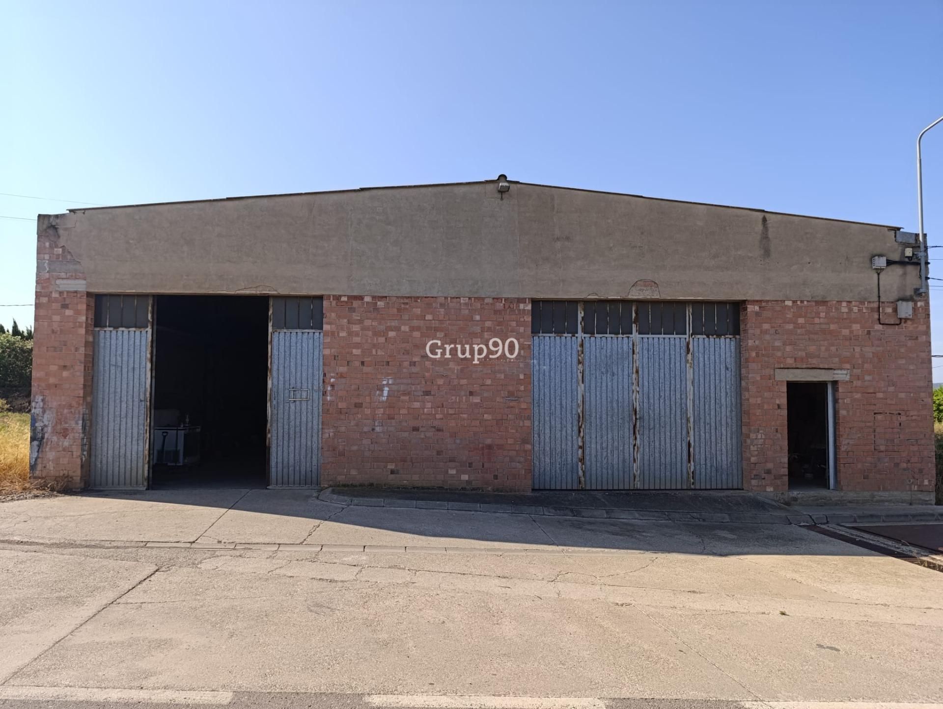 Exterior view of Industrial buildings for sale in Massalcoreig