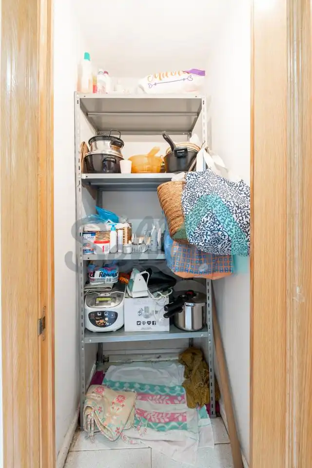 Cocina de Planta baja en venta en Avilés con Calefacción, Parquet y Trastero