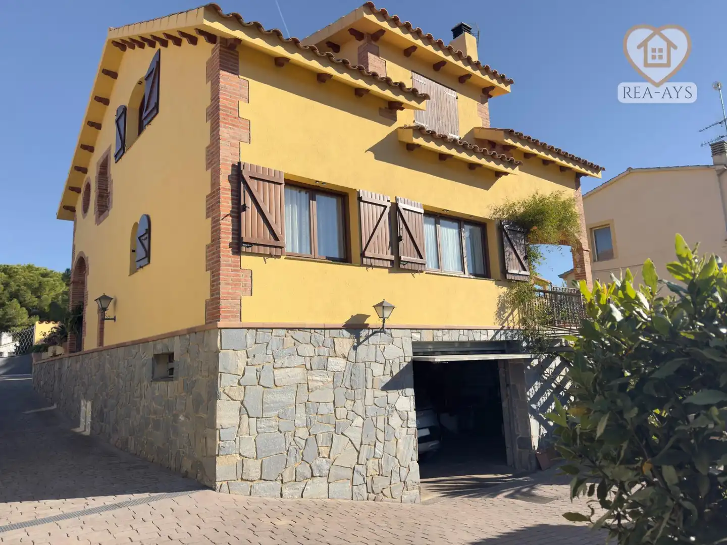 Vista exterior de Casa o chalet en venta en Albinyana con Jardín privado, Terraza y Amueblado