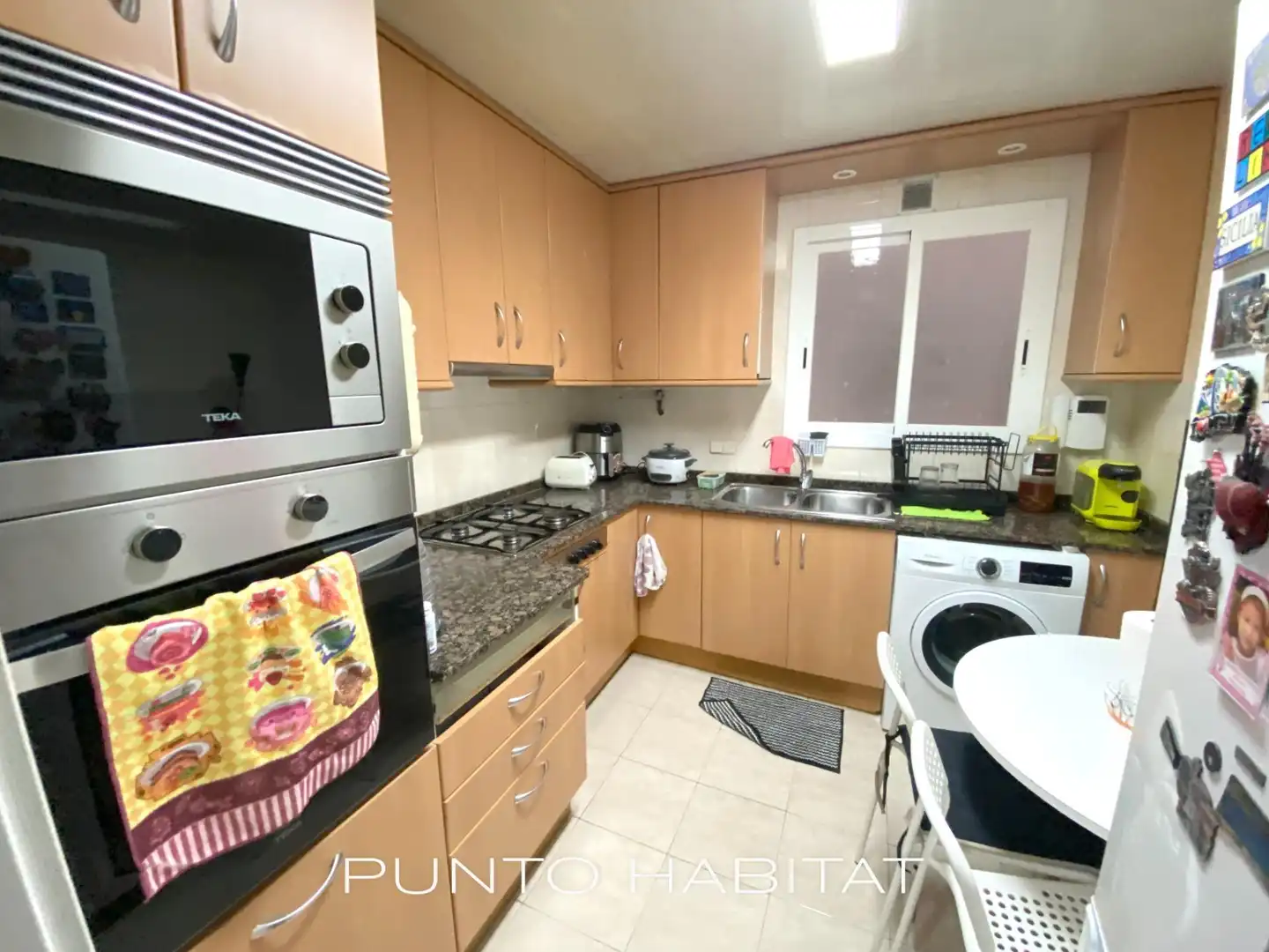 Küche von Wohnung zum Verkauf in Barcelona mit Klimaanlage, Parkett und Terrasse