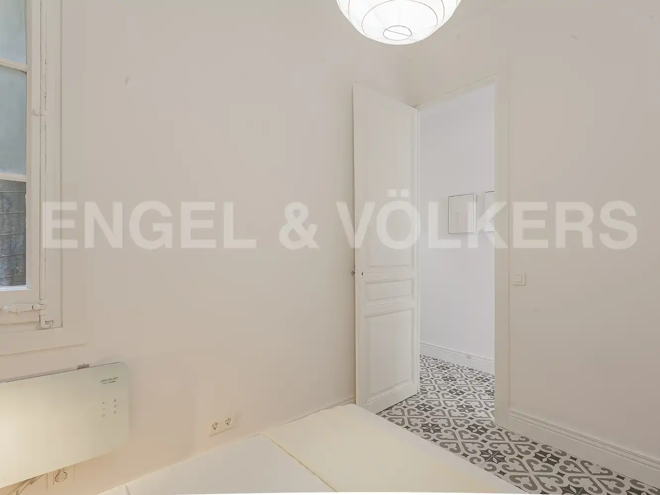 Schlafzimmer von Wohnung zum Verkauf in Barcelona mit Heizung und Balkon