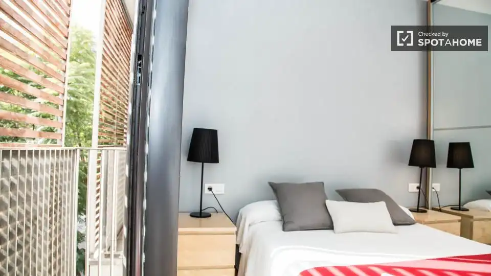 Piso con terraza en alquiler en Gràcia, imagen 2