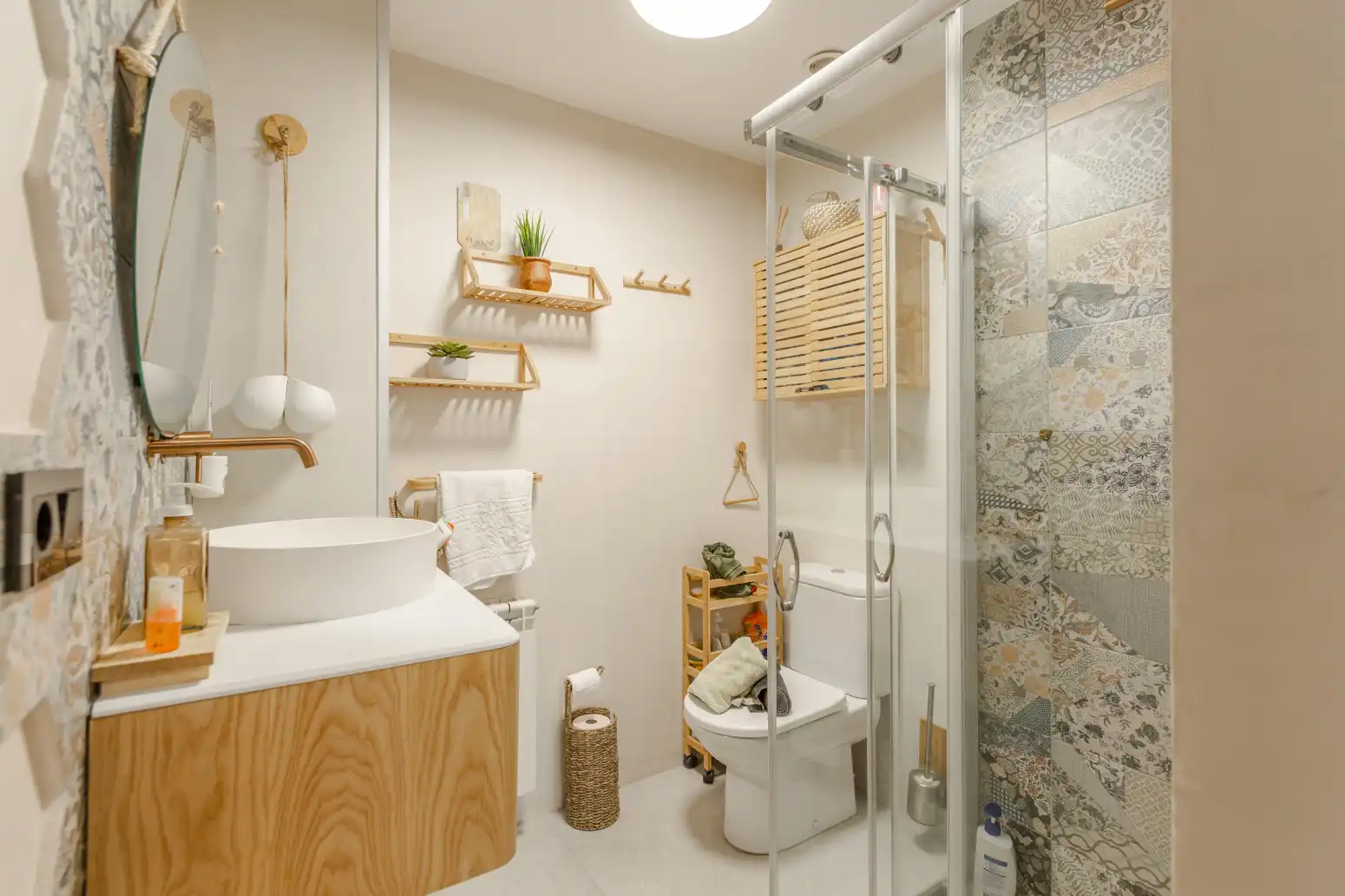 Baño de Casa adosada en venta en Valle de Elorz / Elortzibar con Aire acondicionado, Calefacción y Jardín privado