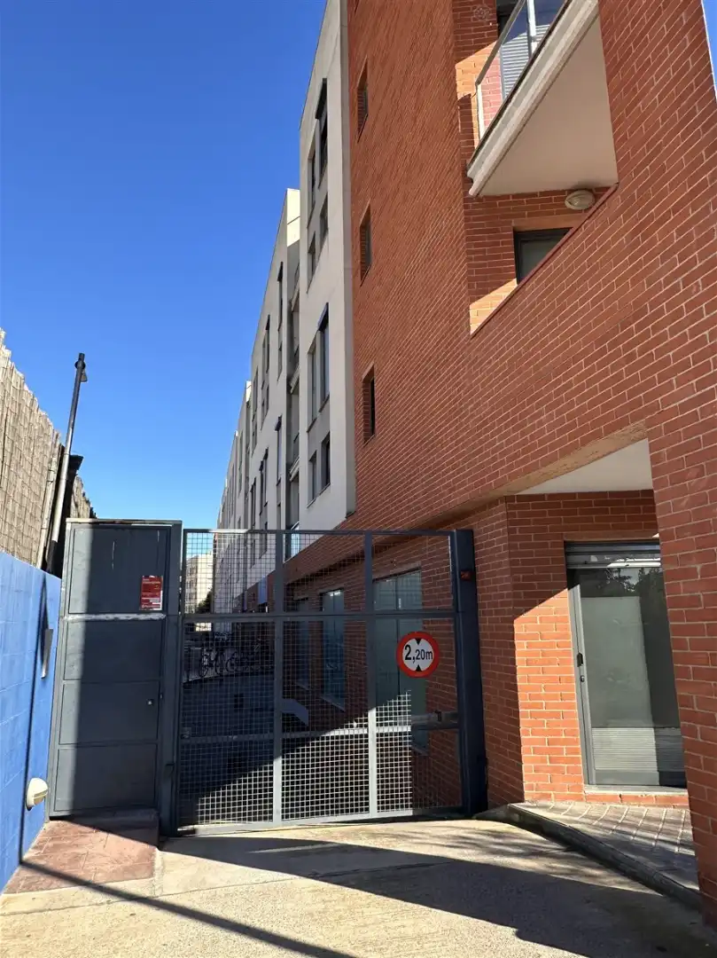 Apartamento de alquiler en Carrer Mestral, Port - Horta de Santa María