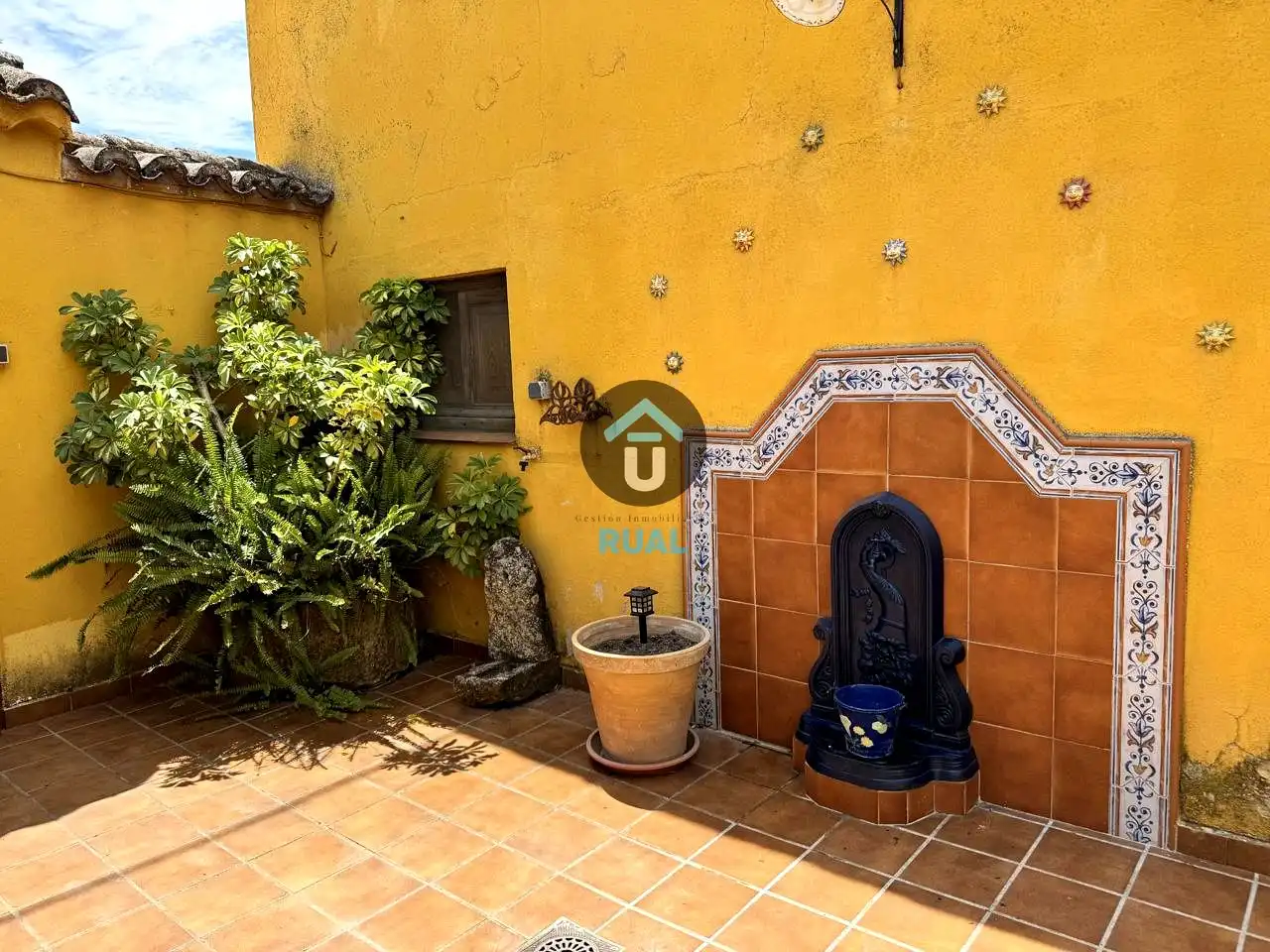 Exterior view of Houses for rent in Navalcán  with Terrace