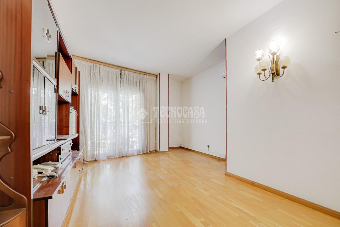 Bedroom of Flat for sale in  Barcelona Capital