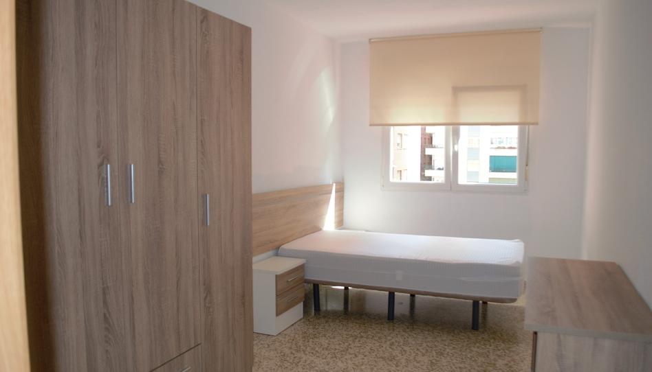 Photo 1 of Flat to share in Avenida de América, Barrio de Zaidín, Granada