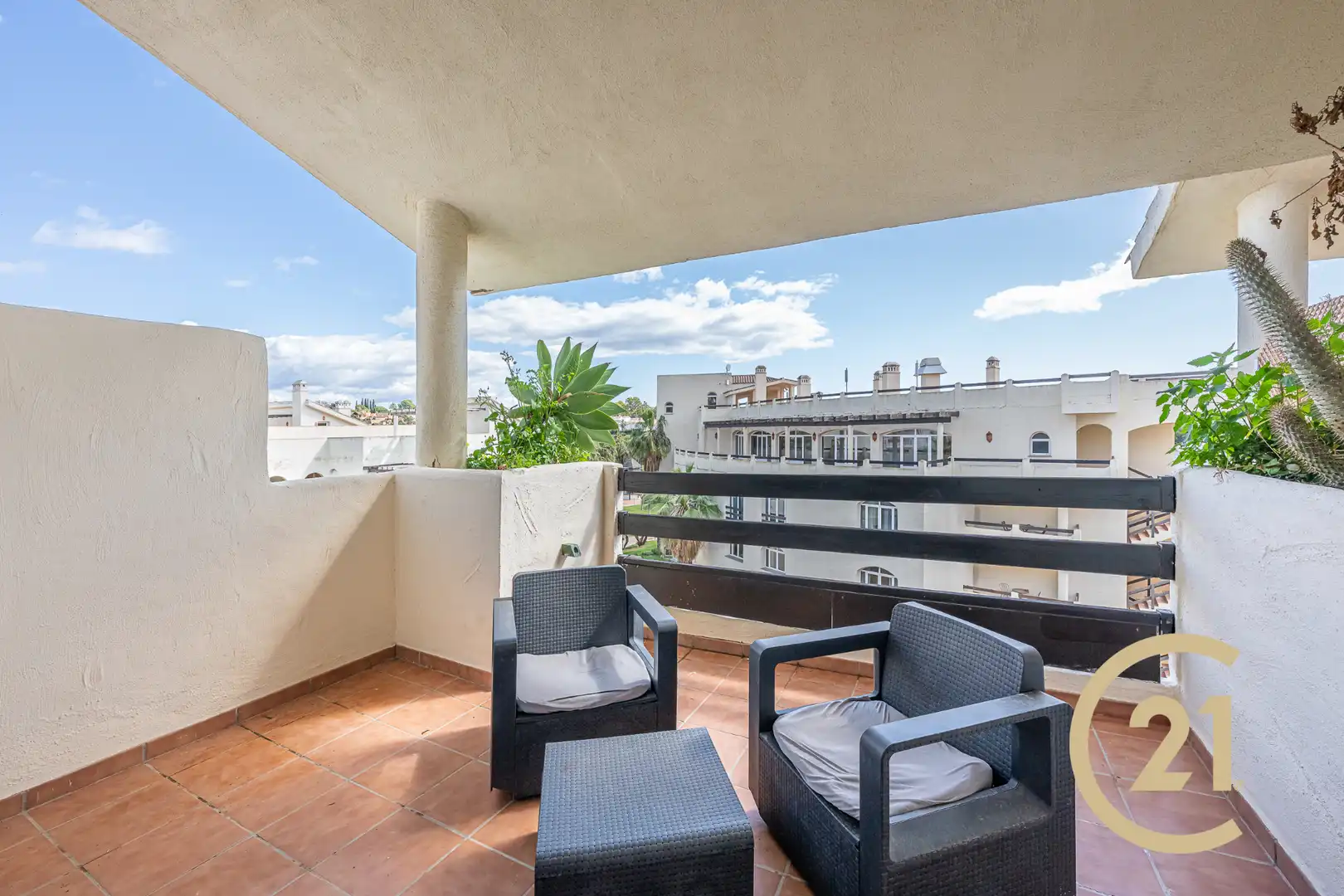 Terrassa de Dúplex en venda en Estepona amb Aire condicionat, Terrassa i Moblat